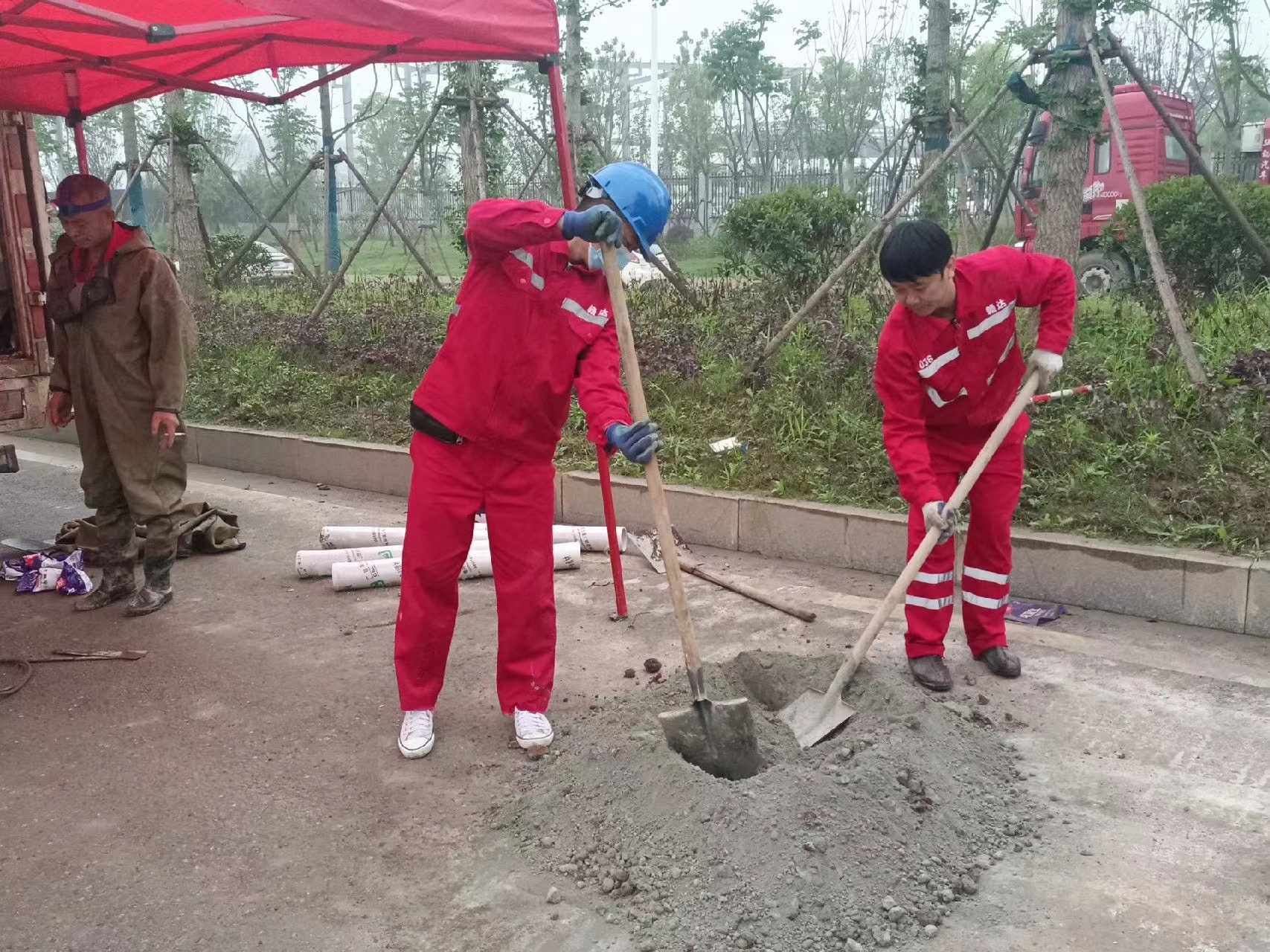 南涧管道疏通哪家好】及时进行市政管道清淤